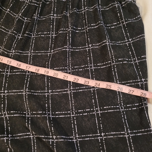 Torrid High Waist Purple and Black Shorts - Picture 3 of 10